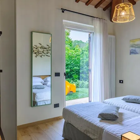 Villa Villino Le Moie 4&2, Emma