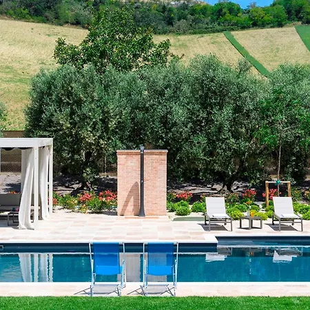 Villino Le Moie 4&2, Emma *