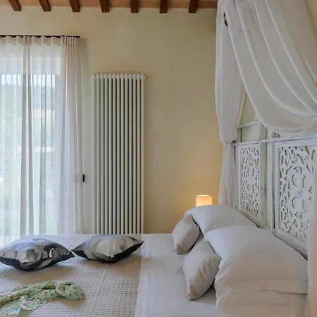 Villa Villino Le Moie 4&2, Emma