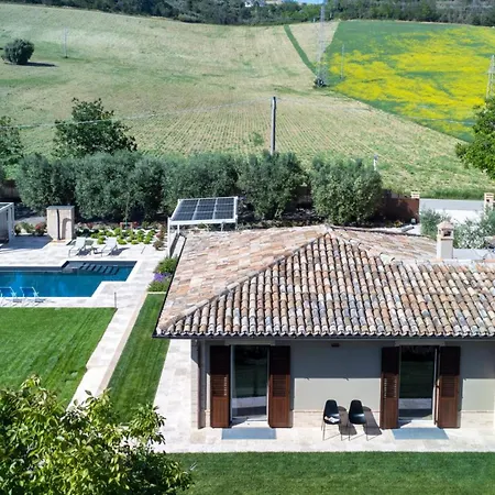 Villino Le Moie 4&2, Emma