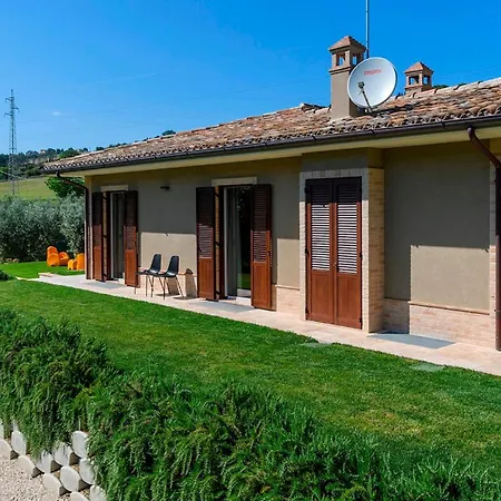 Villa Villino Le Moie 4&2, Emma