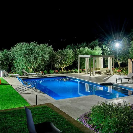 Villino Le Moie 4&2, Emma Villa Fermo